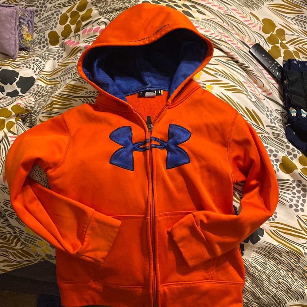 Orange boys size 7 under armor sweatshirt